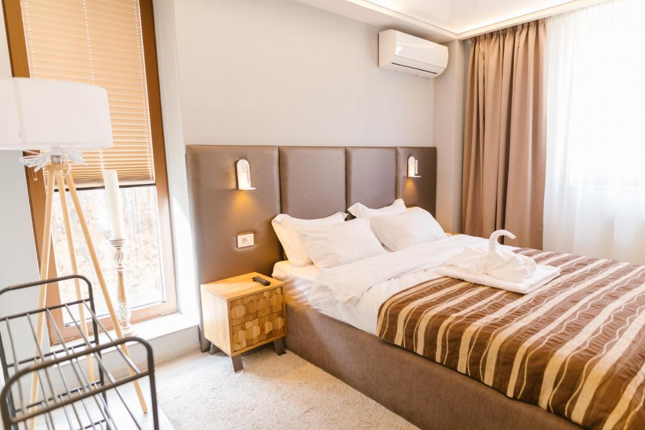 Sky View - Luxury Apartment With A Dream View Brasov Bagian luar foto